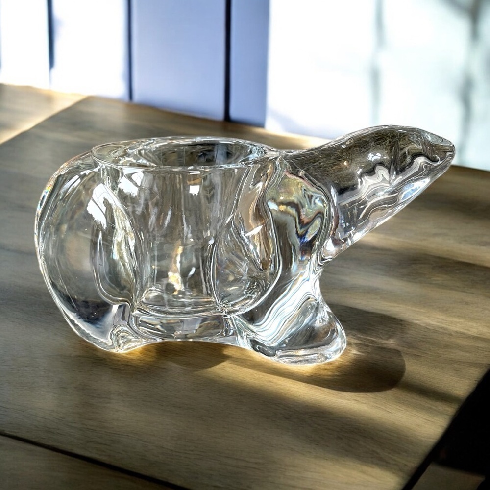 Indiana Glass polar bear candle holder, no chips or cracks, sweet